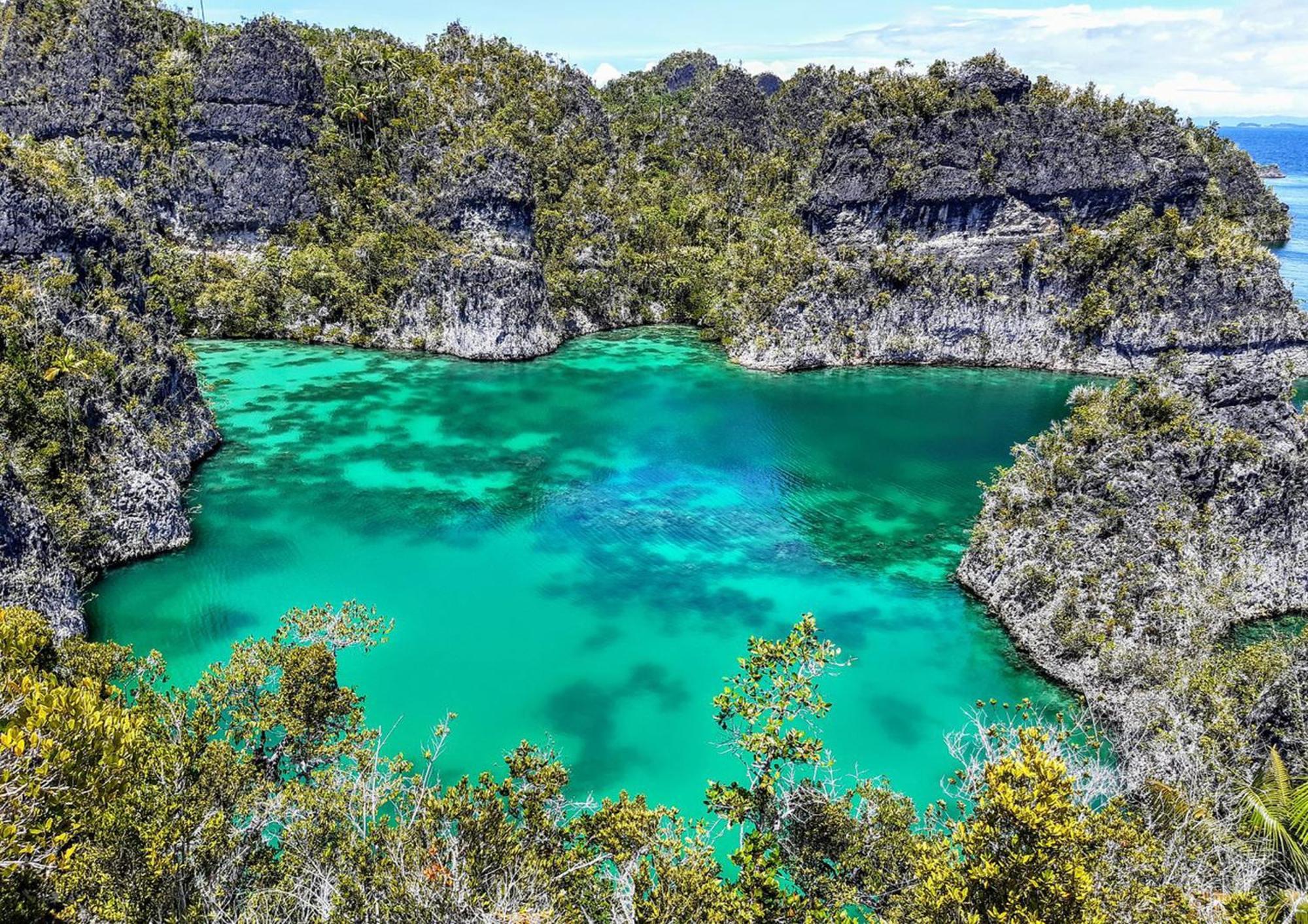 Meos Ambower Homestay Raja Ampat Fam Esterno foto